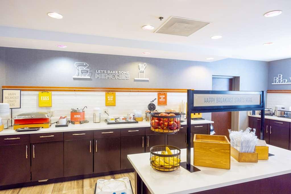 Hampton Inn Haverhill Ristorante foto