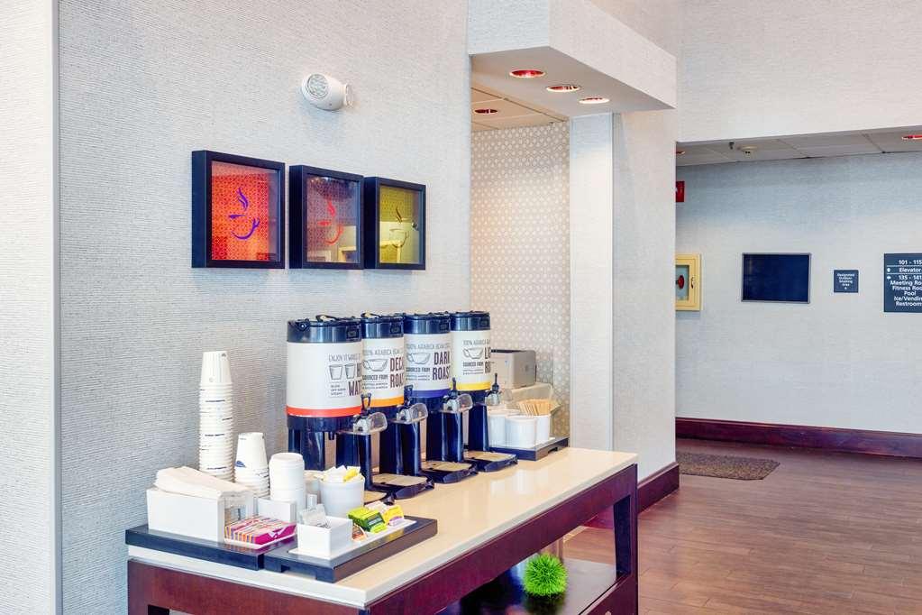 Hampton Inn Haverhill Ristorante foto